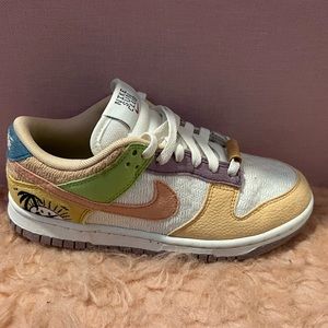 AUTHENTIC Nike Sun Club Dunks (Men 4 Women 5.5)
